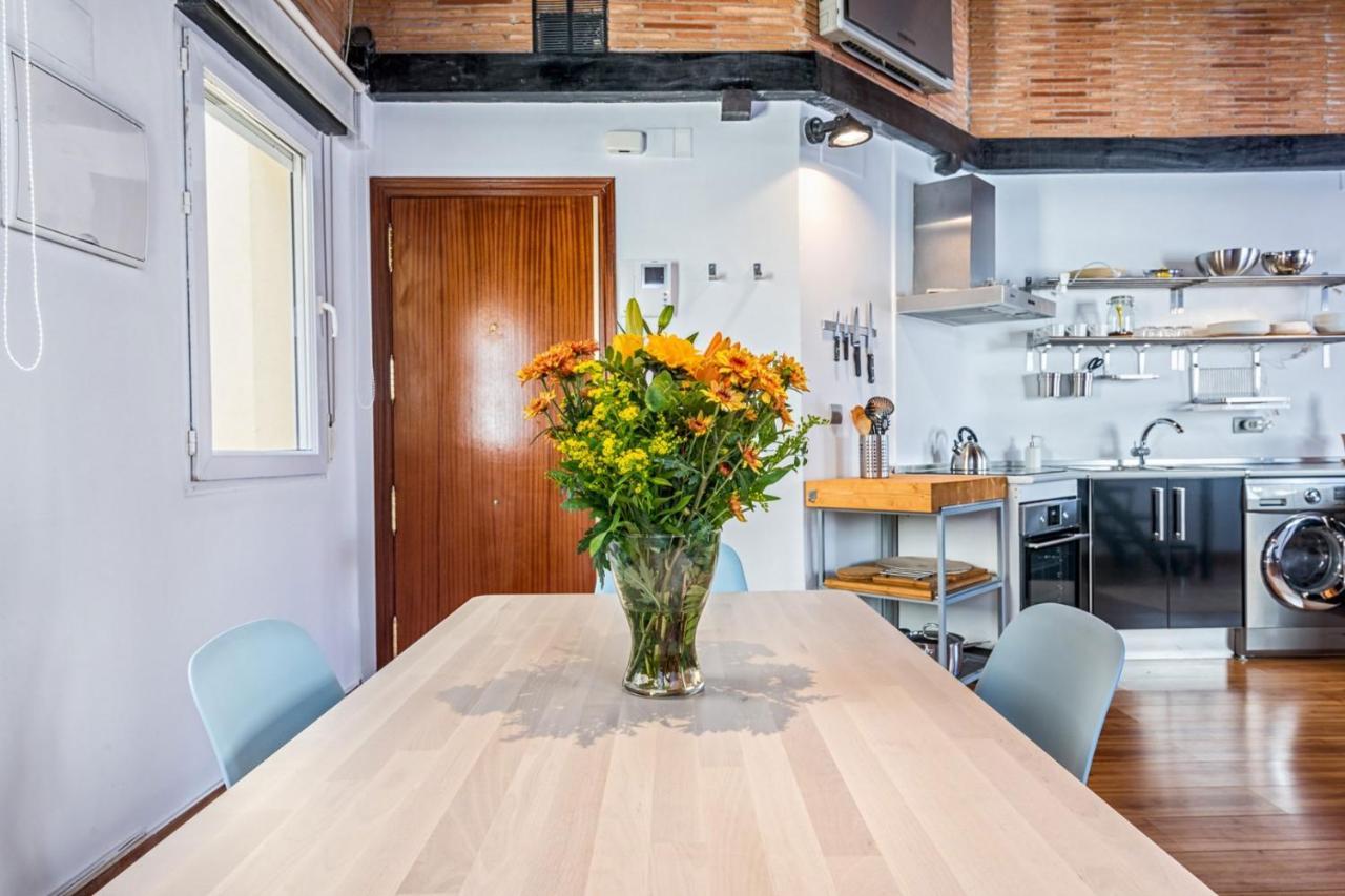 Tina Apartment In Malaga By Solaga Holiday Homes Eksteriør bilde